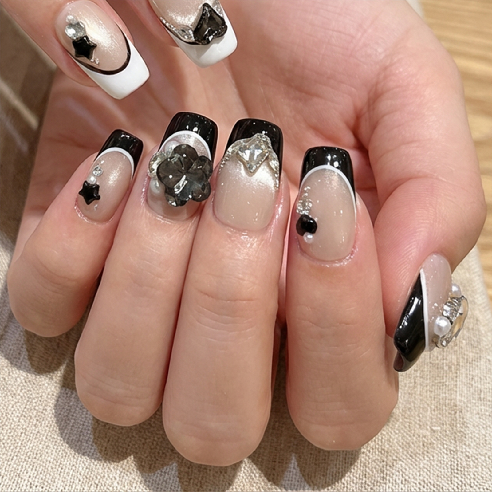 10pcs Black Cat Eyes Press on  - огляд і ціна Decorating Tip Set